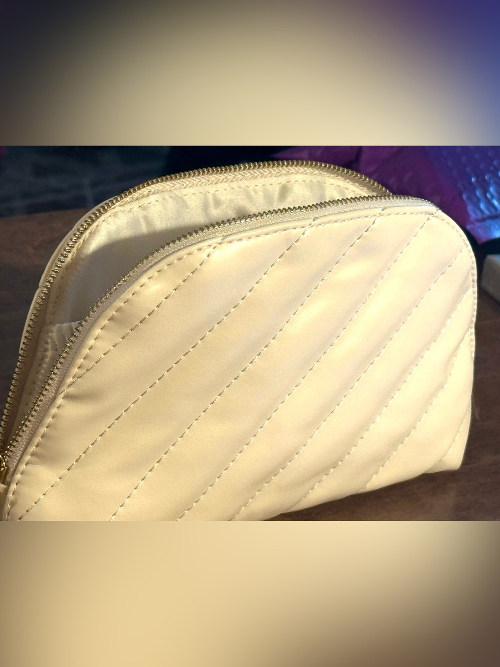 Must Have!Yves Saint Laurent Royal Cream Leather Quilted Troussau bagw Partition - Picture 5 of 15